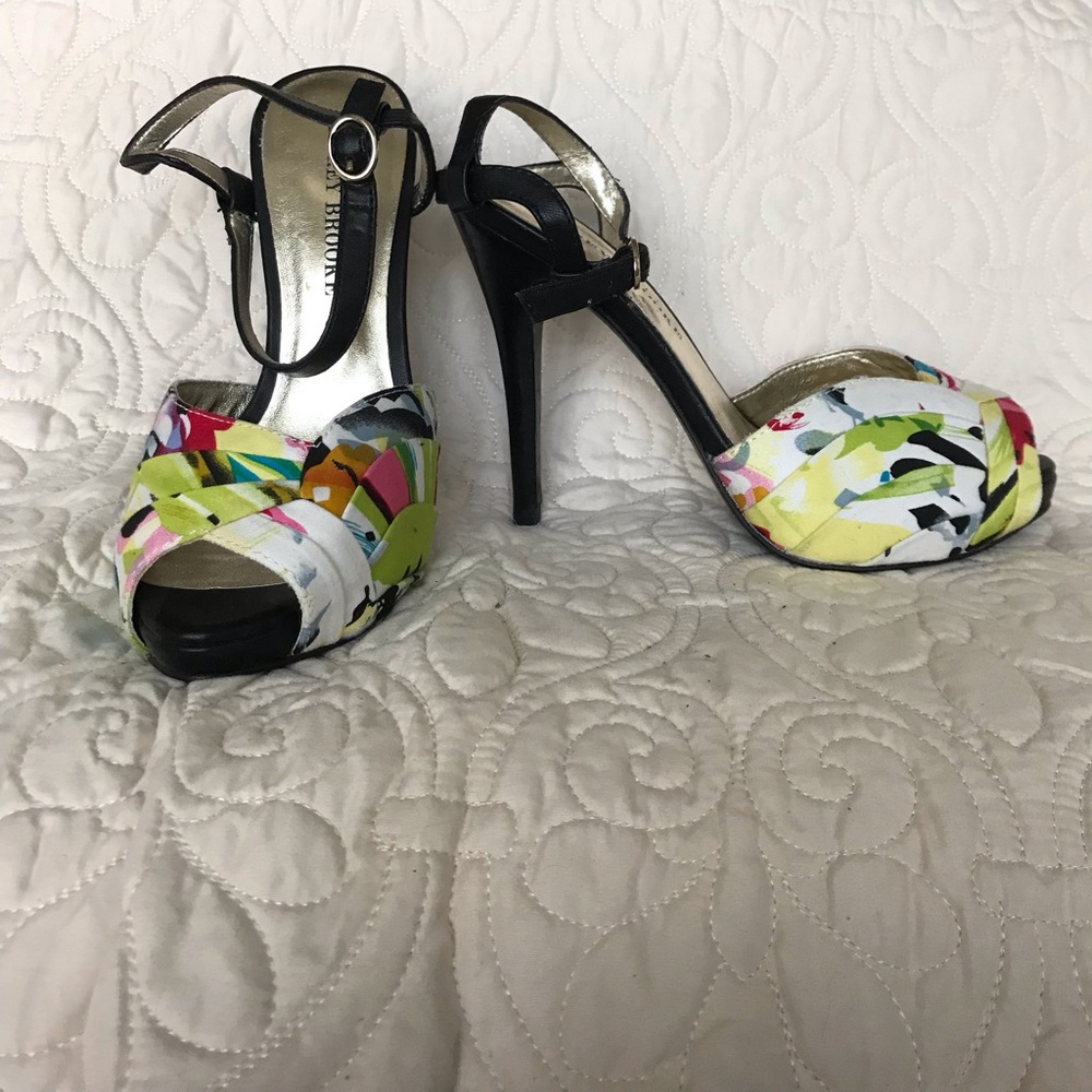 NEVER USED Audrey Brook black/flower heels